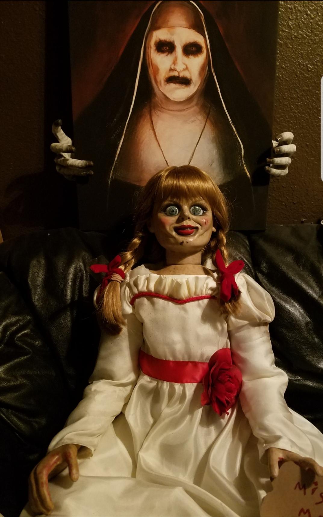 Trang Phục Búp Bê Annabelle