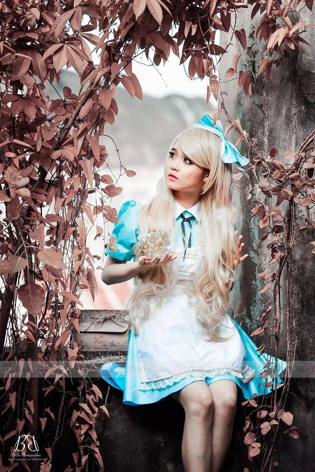Đồ Alice 9