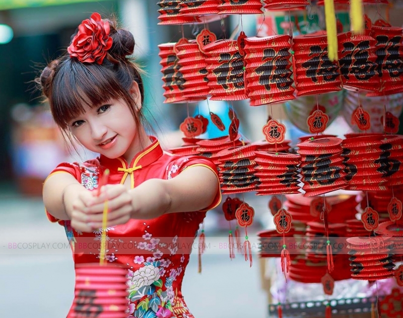 Qiloli Đỏ Phi Cổ Giọt Có Tay