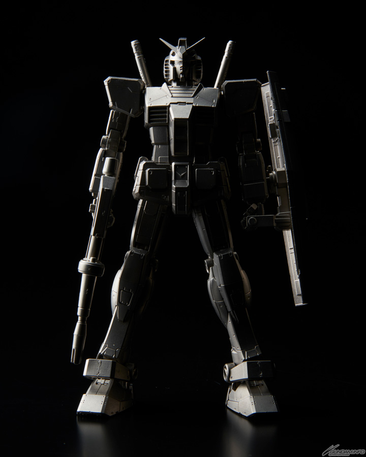 RX-78-2 Gundam Bằng Hợp Kim Gundarium