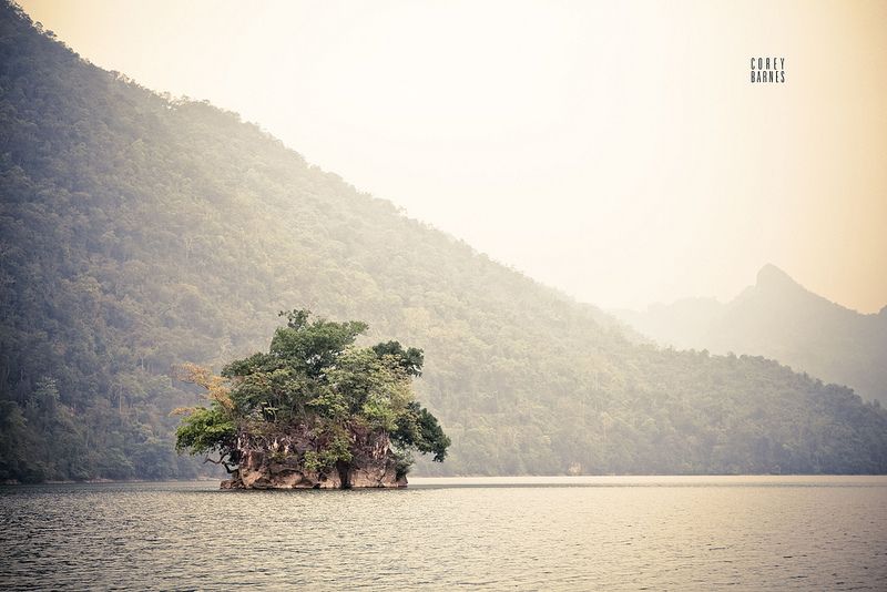 Hồ Ba Bể - Hồ Nước Ngọt Tự Nhiên Lớn Nhất Ở Việt Nam