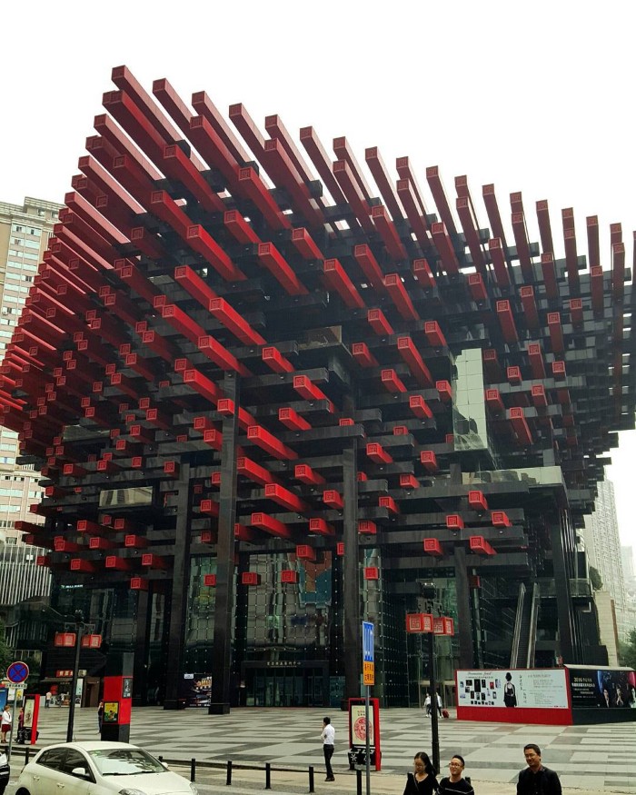 Một tòa nhà có kiến trúc độc đáo - Ảnh: oui_dogs
