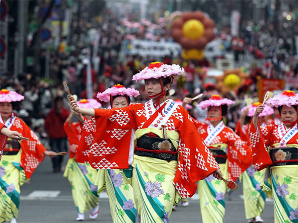 Lễ hội Hakata Dontaku cực kỳ lớn ở Nhật Bản