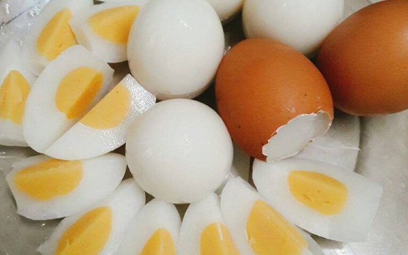 món ăn độc lạ ở sài gòn-Rau câu trứng
