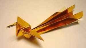 Cách Xếp Con Công Bằng Giấy Theo Phong Cách Origami