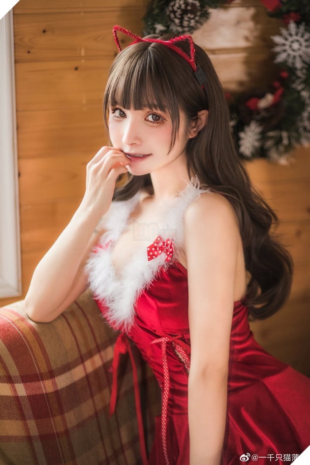Nóng mặt với loạt ảnh cosplay bà già Noel mừng giáng sinh của các coser hàng đầu Châu Á 3