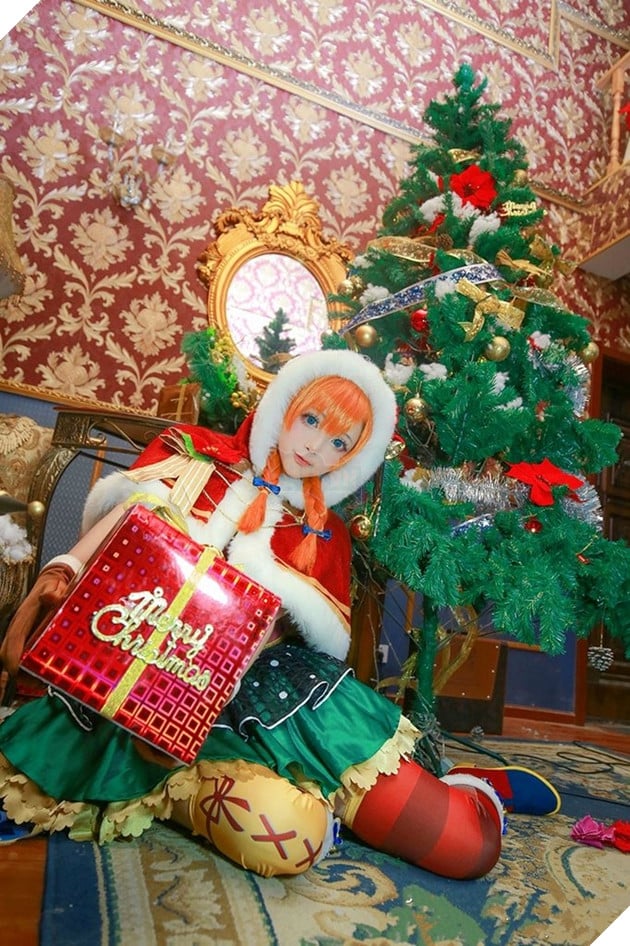 Nóng mặt với loạt ảnh cosplay bà già Noel mừng giáng sinh của các coser hàng đầu Châu Á 10