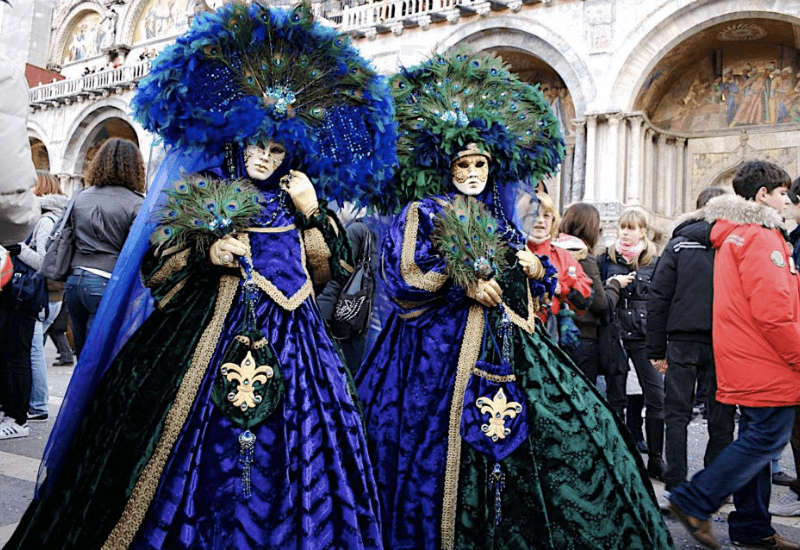 Lễ hội hóa trang Venice rực rỡ