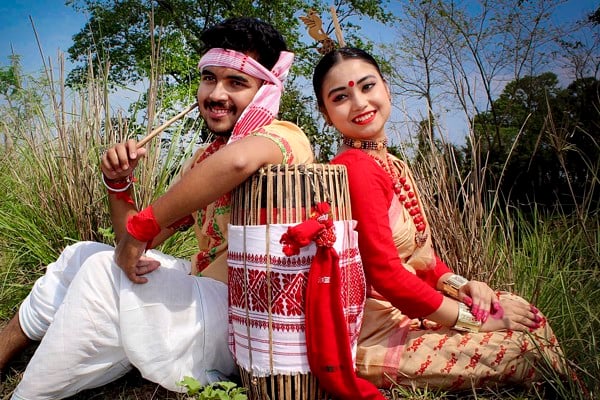 ‘Mekhela-Chador’ hoặc ‘Riha-Mekhela’ là Đồ truyền thống tuyệt vời của phụ nữ Assam