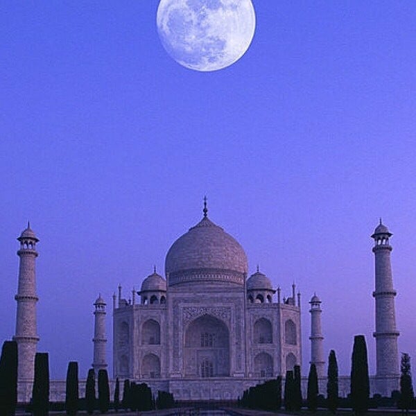 Taj Mahal Hiện Thân Của Tình Yêu Bất Diệt