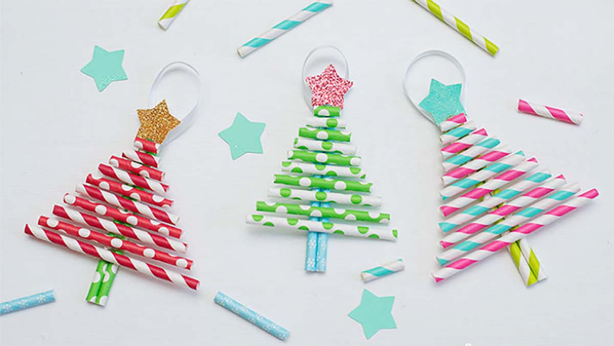 Thiệp Giáng Sinh đẹp bằng ống hút đơn giản bé có thể cùng làm theo ba mẹ