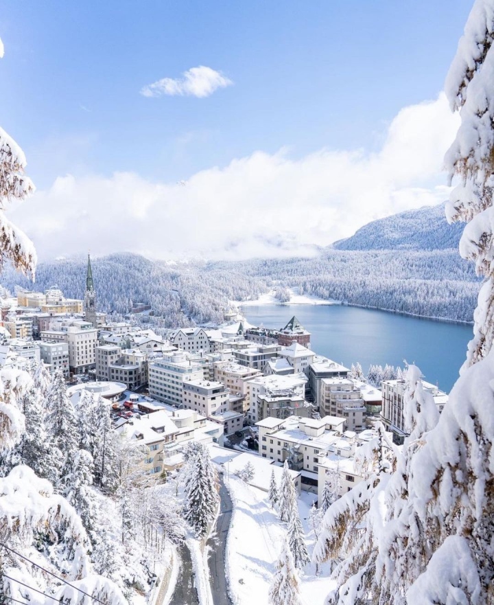 4 ngôi làng Giáng sinh ở Thụy Sỹ đẹp như xứ thần tiên ai cũng ước được ghé thăm - 4