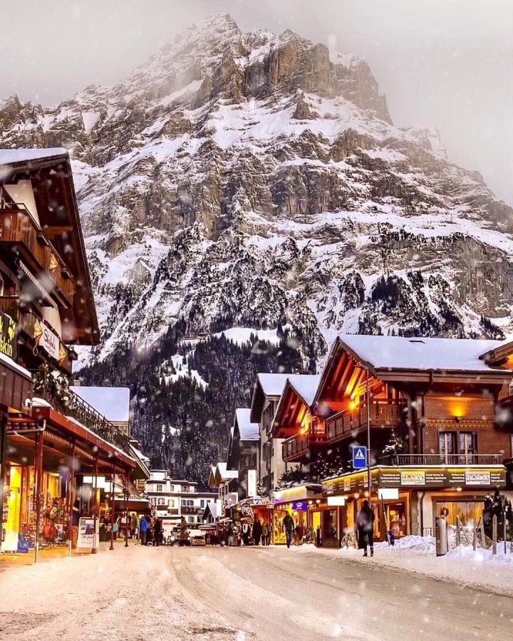 4 ngôi làng Giáng sinh ở Thụy Sỹ đẹp như xứ thần tiên ai cũng ước được ghé thăm - 9