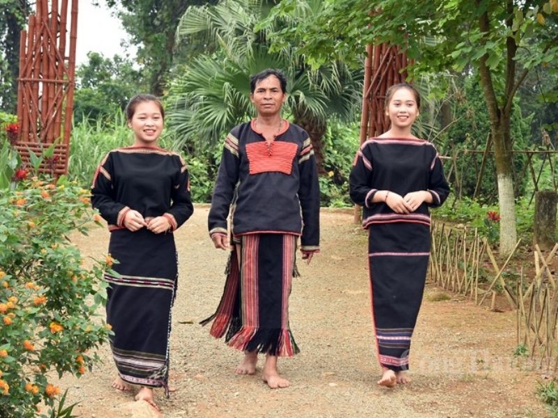 Trang phục truyền thống Việt Nam của dân tộc Ê Đê