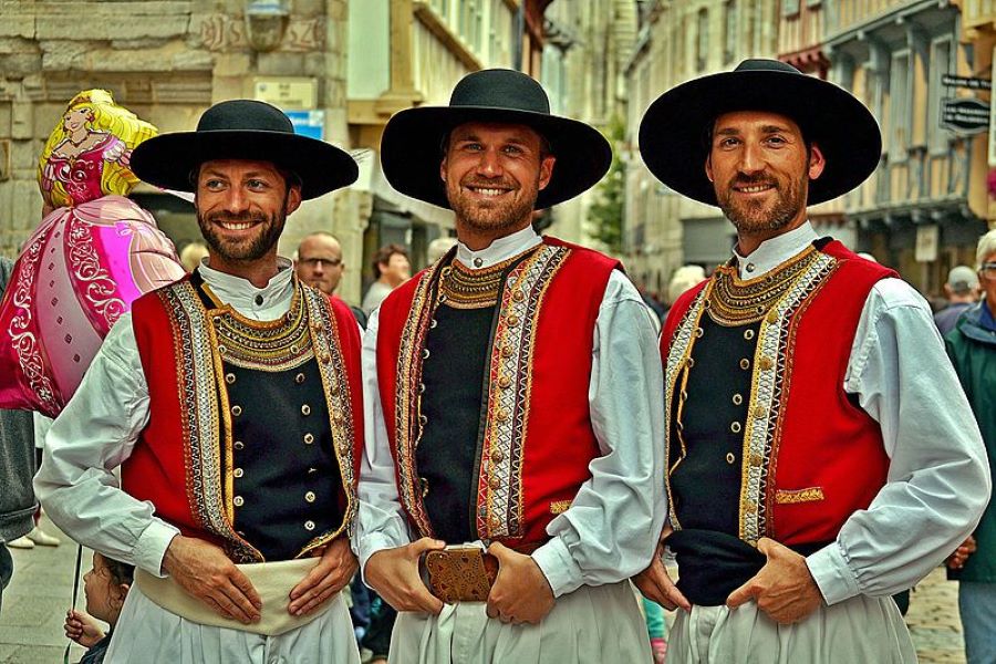 Trang phục truyền thống của nam giới Pháp 