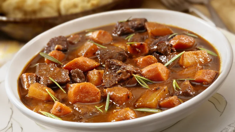 BÒ HẦM – BOEUF BOURGUIGNON