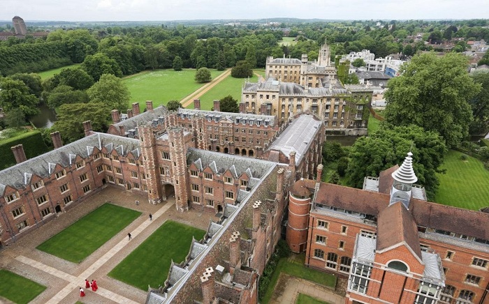 Các trường Đại học ở Cambridge đều có môi trường học tập với trang thiết bị giảng dạy hiện đại và những giảng viên chuyên nghiệp nhất.