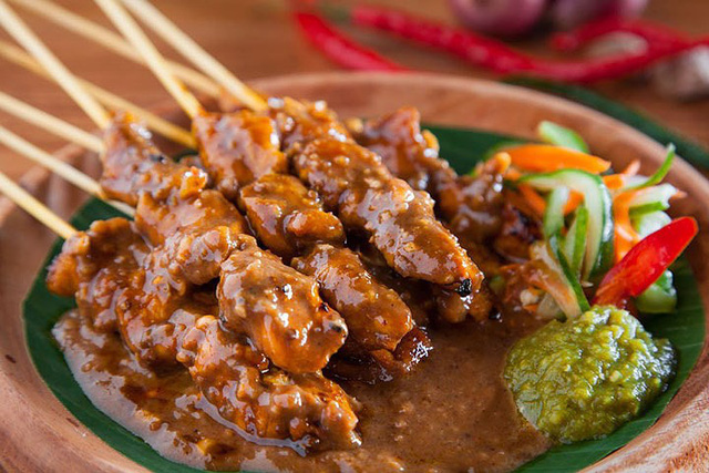 Thịt xiên nướng Satay