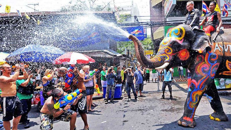 Lễ hội té nước Songkran