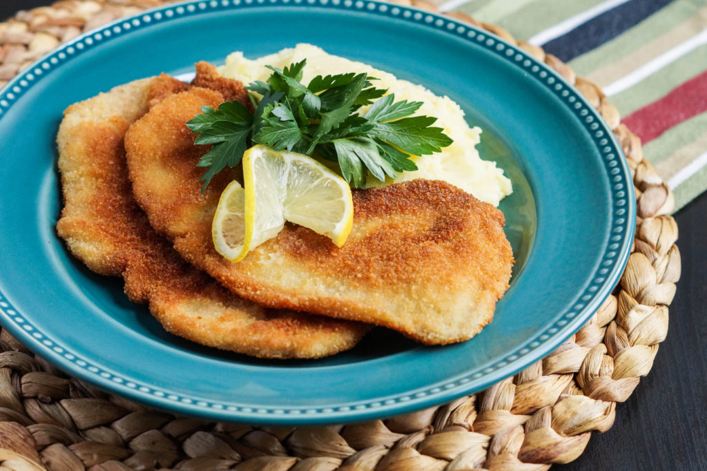 Řízek (schnitzel) - Thịt tẩm bột chiên