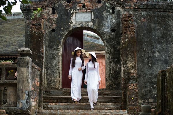 Áo dài - Vẻ đẹp tinh hoa của văn hóa Việt Nam