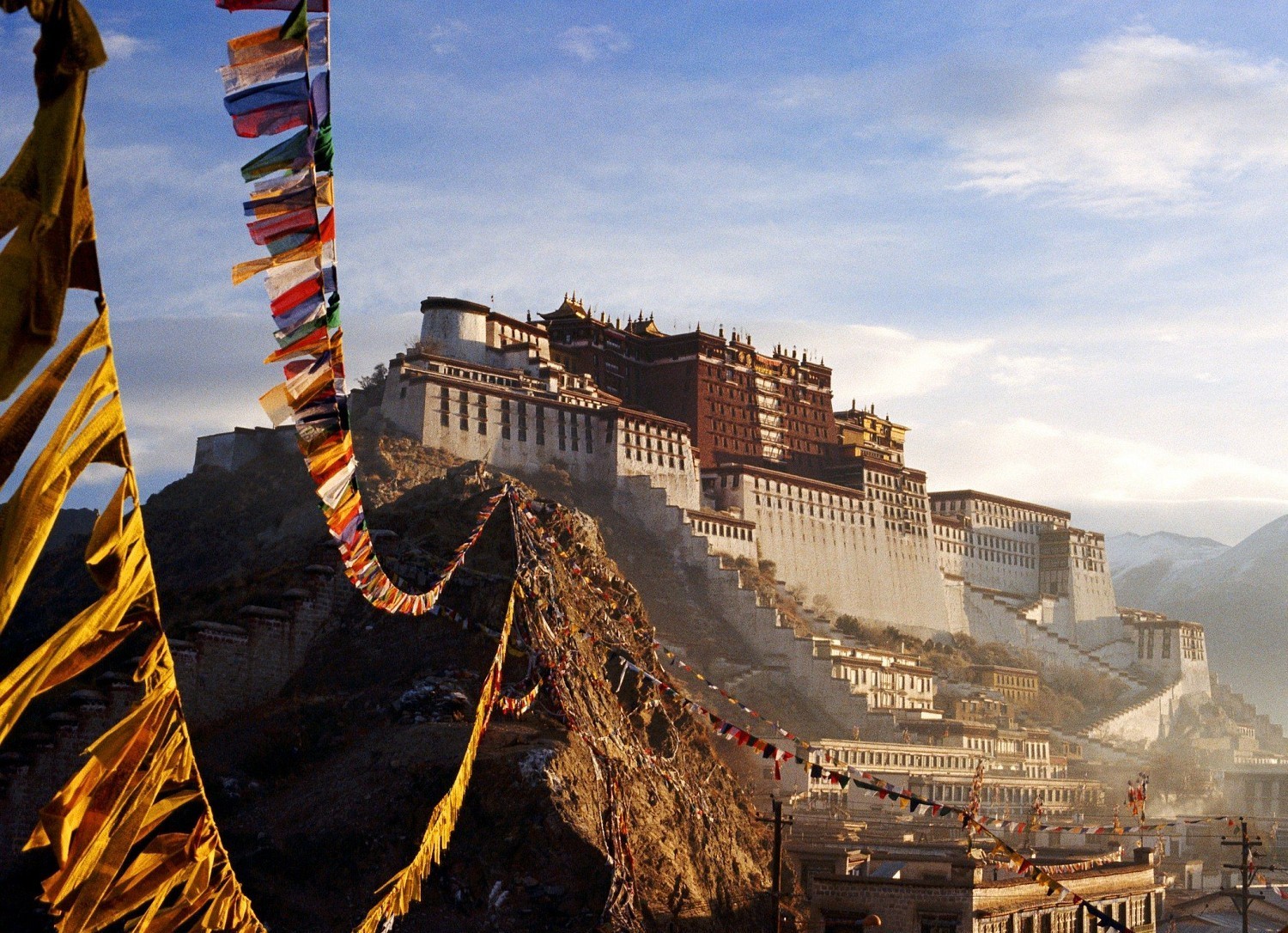 Tại sao Tây Tạng được mệnh danh là nóc nhà thế giới?