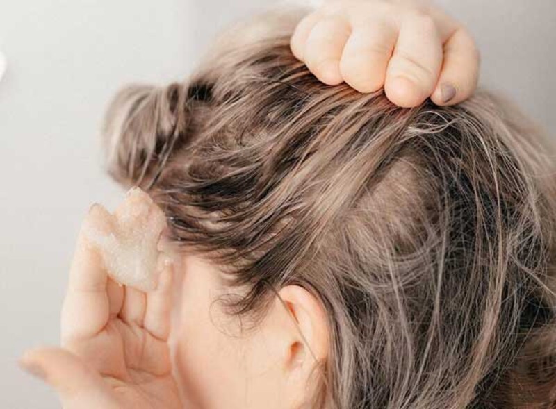 Tẩy tế bào chết tóc giúp làm sạch sâu da đầu hiệu quả