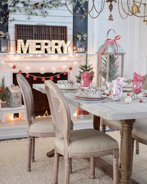 9 ý tưởng trang trí phòng ăn đêm Giáng sinh khiến mọi vị khách đều khen ngợi - Ảnh 4.