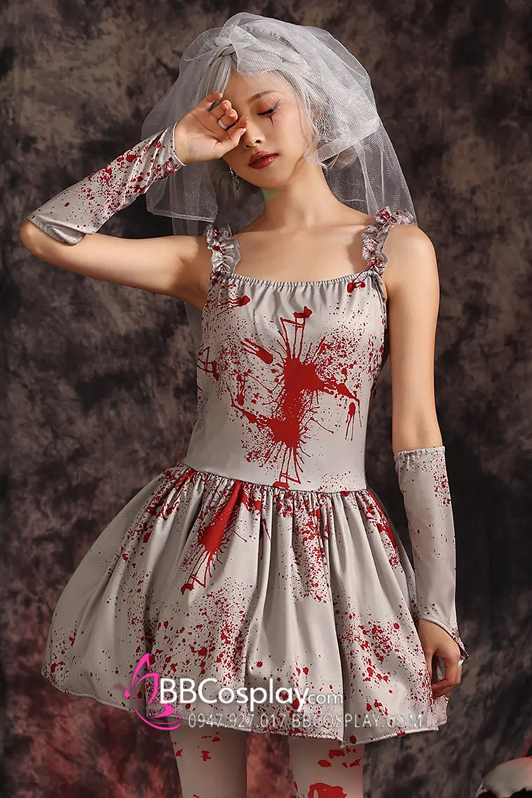 cô dâu ma trong bộ váy đầy máu