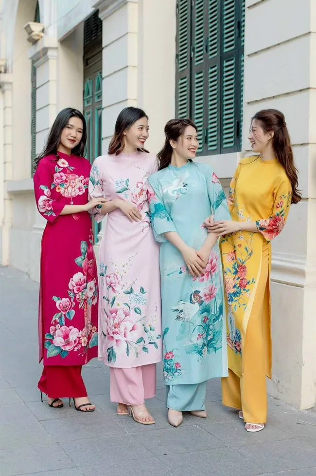 Top 8 Dàn ý bài văn thuyết minh về chiếc áo dài Việt Nam chi tiết nhất -  Mytour.vn