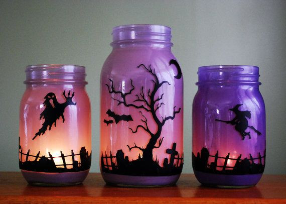 sử dụng hủ nhựa sơn màu lên là có thể tạo ra được một vật trang trí halloween sinh động