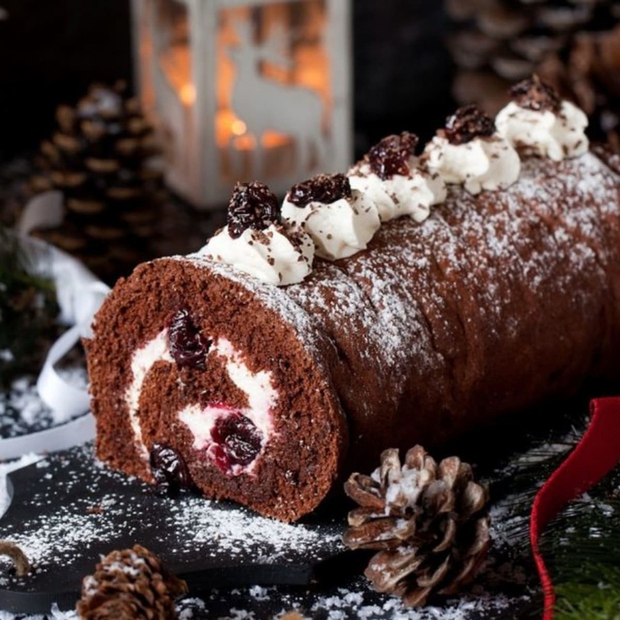 Tại sao trên thế giới món bánh trông như khúc gỗ lại trở thành huyền thoại trong đêm Giáng Sinh? - Ảnh 8.