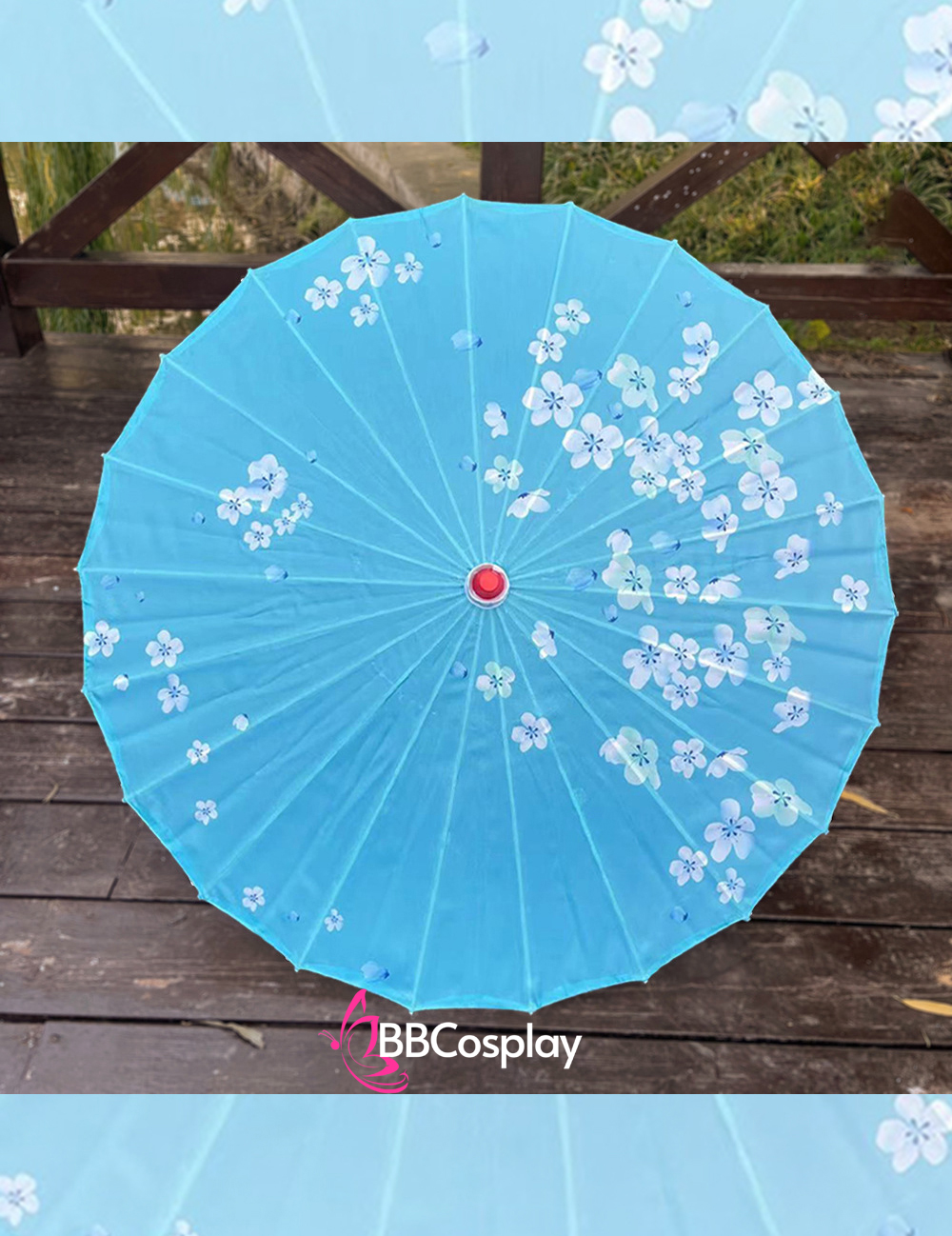 Du Múa Cổ Phong Nền Xanh Dương Hoá Mơ Trắng