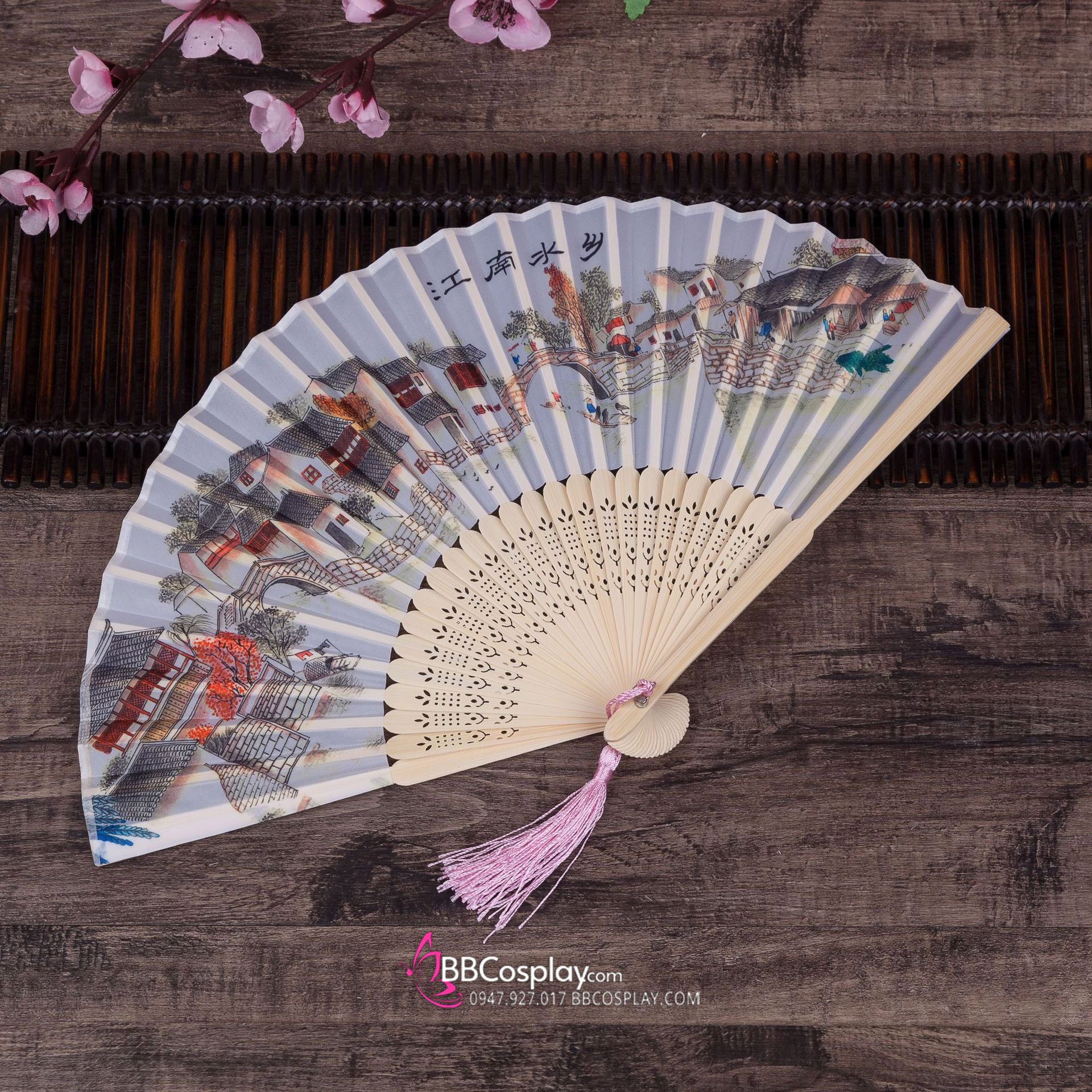 Quạt Xếp Trắng Hoạ Tiết Sơn Đồ