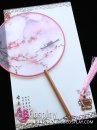 Quạt Chụp Ảnh Hán Phục Cán Ngắn Hoa Đào