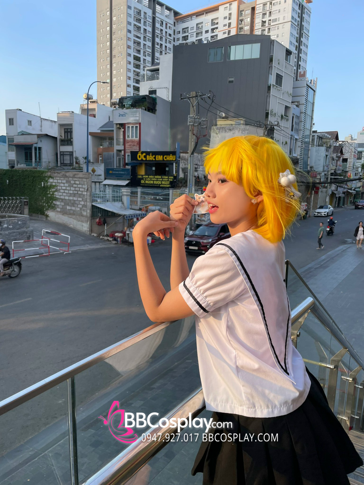 Tóc Giả Vàng Chanh Ngắn Ngang Vai Mái Ngang - Ảnh Thật