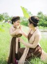 Đồ Tứ Thân Ao Sen Áo Kem Váy Nâu